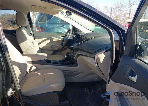 2017 Ford Escape Se z USA, uszkodzony, nr VIN 1FMCU9G9XHUD44090